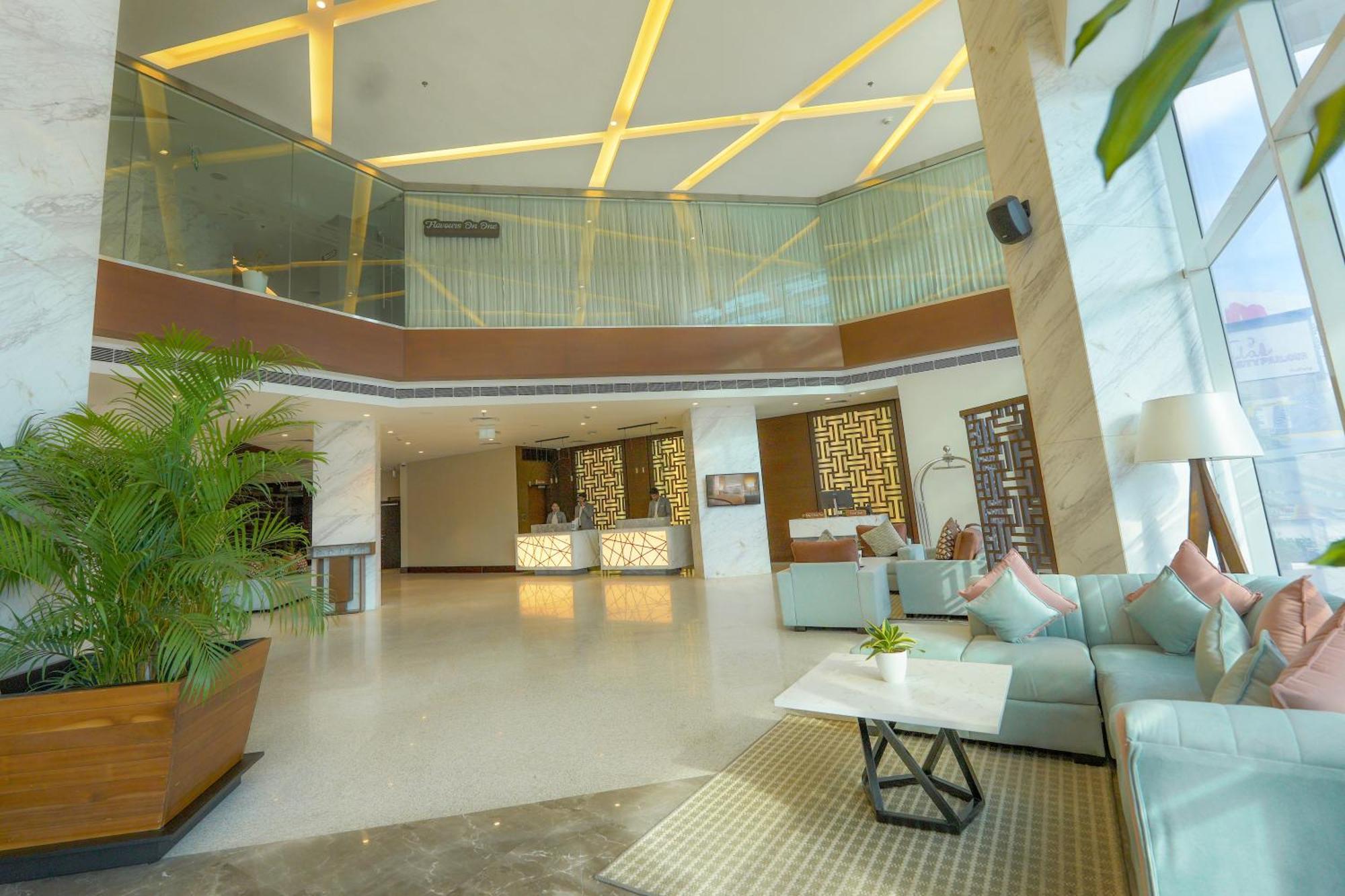 Gokulam Grand Trivandrum Thiruvananthapuram Exterior foto